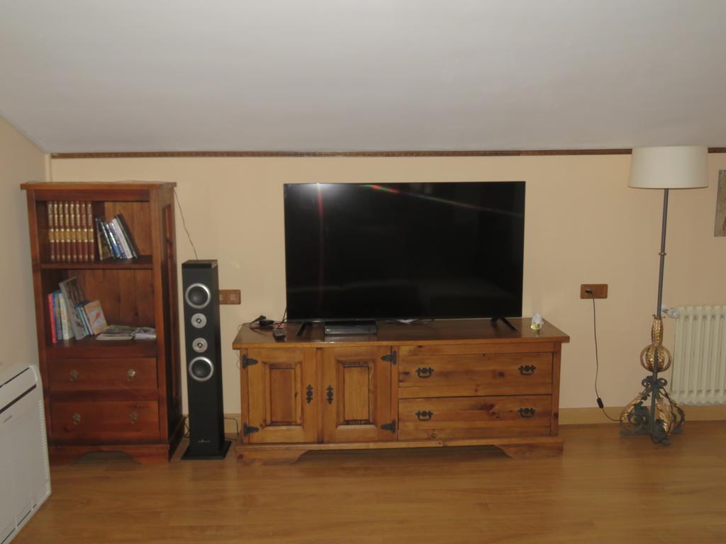 Elai Etxea Loft Baias Apartment Pobes Exterior photo